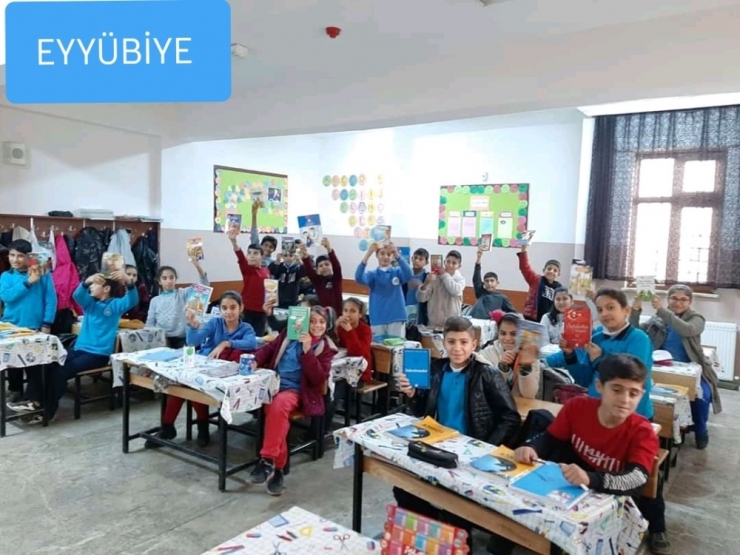 Sosyal Medyada Çocukları Mutlu Eden Yardımlaşma