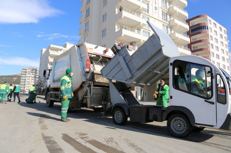 Yeni Mahallede Hummalı Çalışma