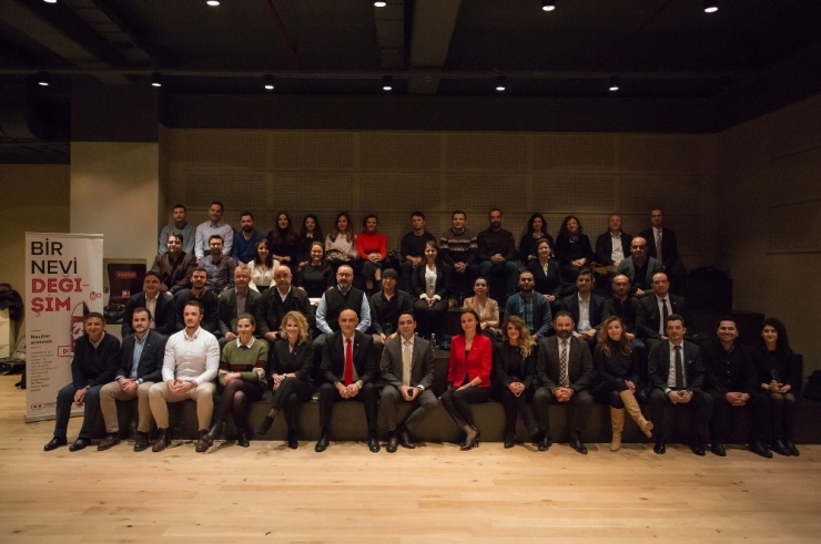 Coşkunöz Holding ’Tersine Mentorluk Programı’nda İlk Dönem Tamamlandı