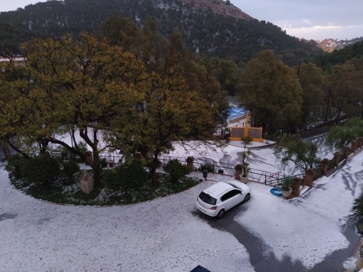 Malaga Beyaza Büründü