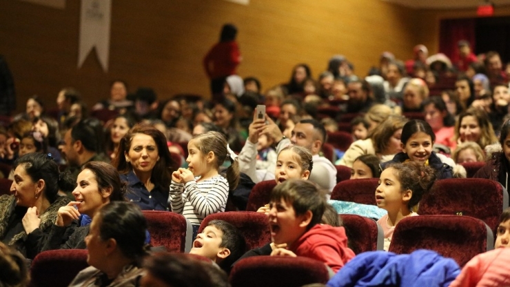 Maltepe’de “Çocuk Şenliği” Eğitici Oyunlarla Devam Ediyor