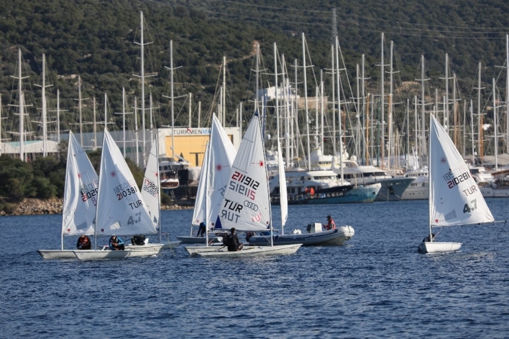 Bodrum’da Yelken Eğitimleri Devam Ediyor