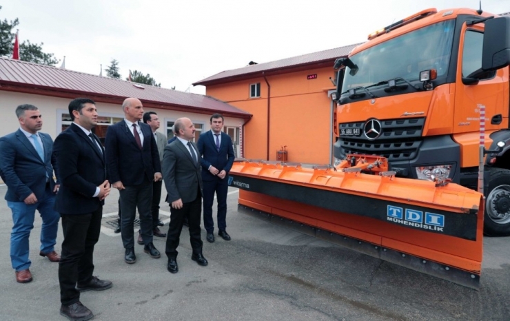 Vali Varol, Karayolları Tesislerini İnceledi