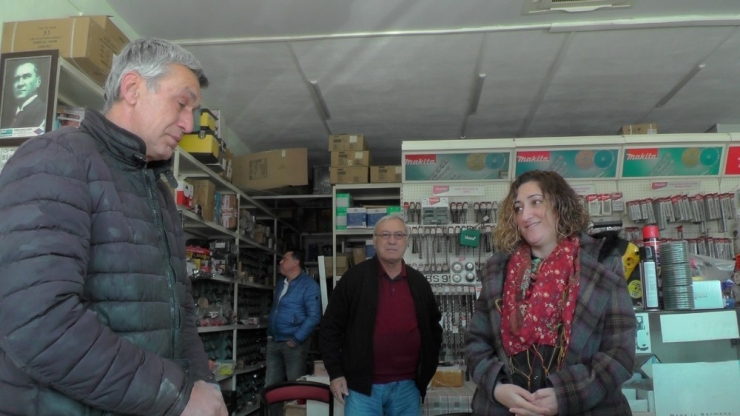 1 Yıldır Kayıp Olan Buse İçin Gözü Yaşlı Anma Töreni