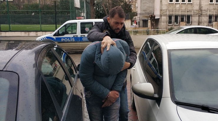 Berber Dükkanında Uyuşturucu Ticareti