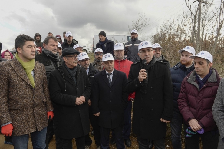 İdo Ailesi 2 Bin Fidan Dikti