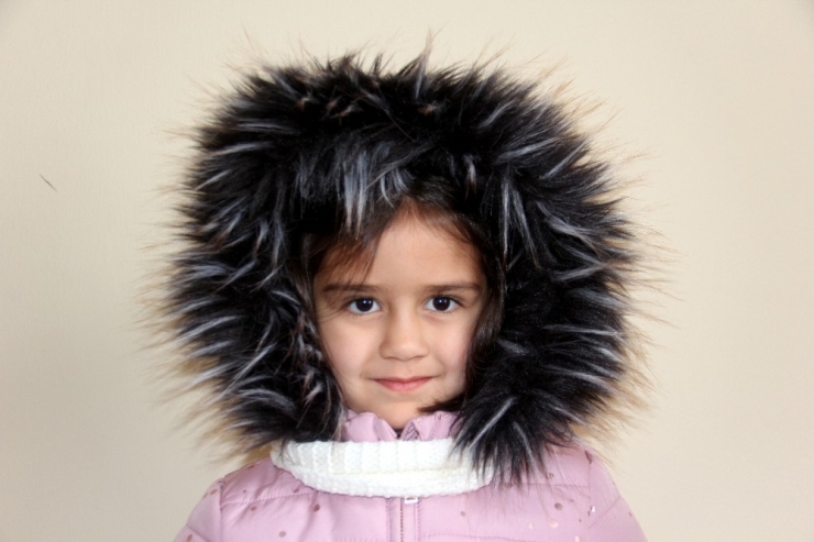 Minik Zeynep’ten Duygulandıran Davranış, Kumbarasındaki Paraları İdlib’deki Çocuklara Bağışladı