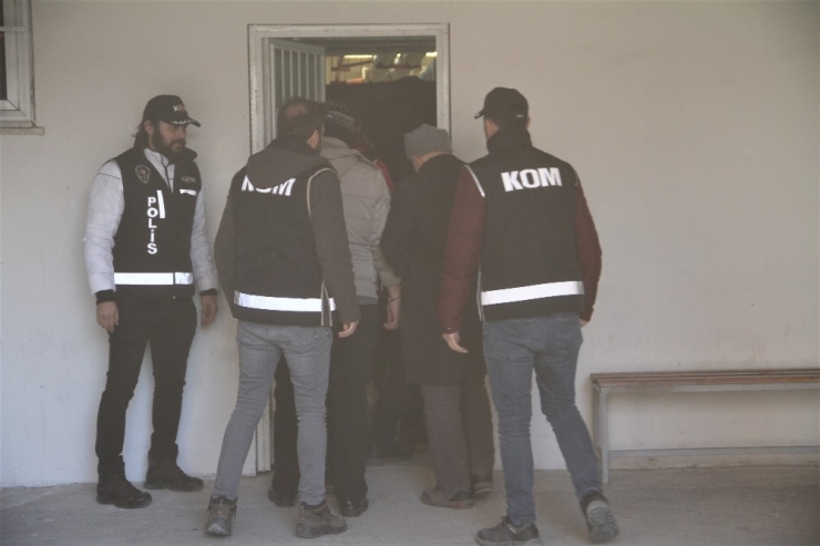 Elazığ Merkezli 5 İlde Fetö/pdy Operasyonu: 8 Şüpheli Adliyeye Sevk Edildi
