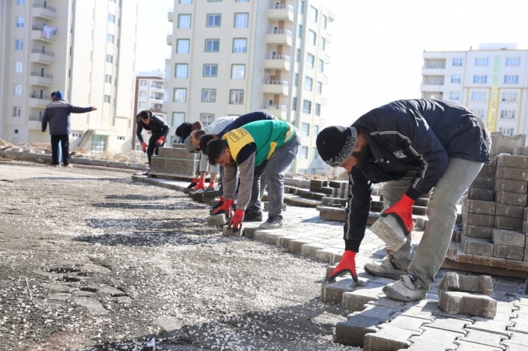 Karaköprü’ye Yeni Yollar Kazandırılıyor