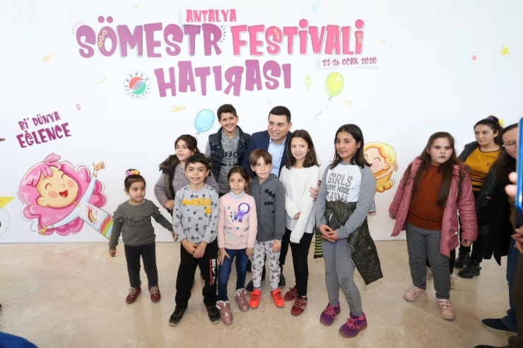 ‘Antalya Sömestir Festivali’ Devam Ediyor