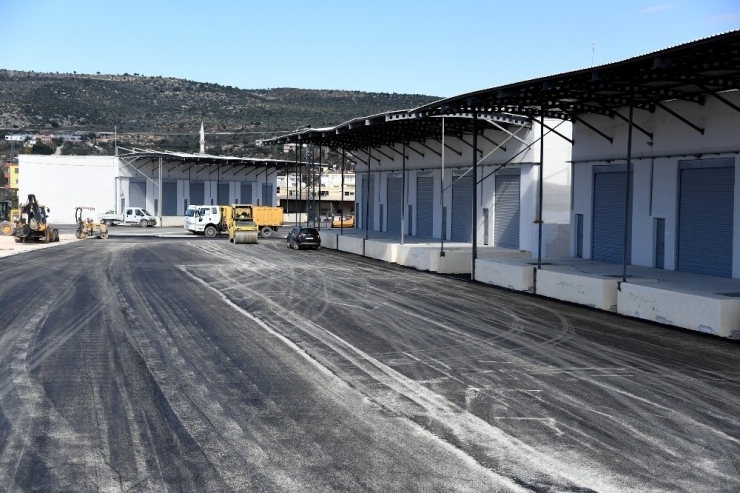 Büyükşehir Belediyesi, Çileğin Merkezi Atayurt’ta Altyapı Atağı Başlattı