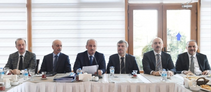 Ahmet Erbaş: "Kütahya’ya Sivil Havacılık Okulu Açılsın"