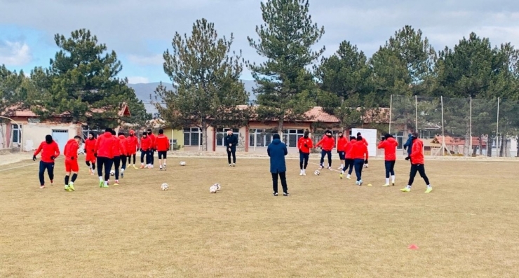 Nevşehir Belediyespor, Osmaniye Deplasmanına 3 Puan İçin Gidiyor