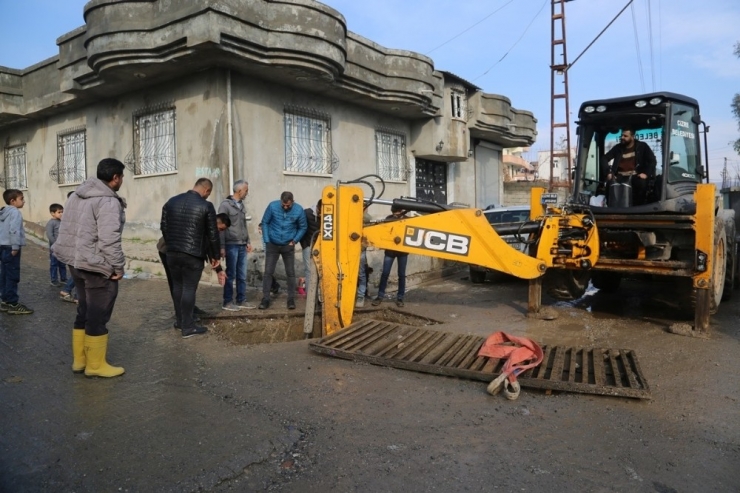 Cudi Mahallesinde Yağmurlama Çalışması Başladı