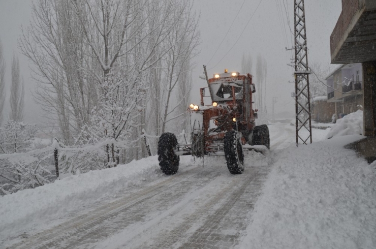 Şırnak Kar Altında Kaldı