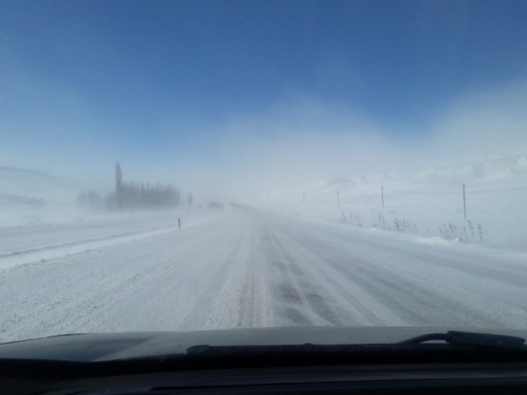 Sivas’ta Kar Sürgünü Etkili Oluyor