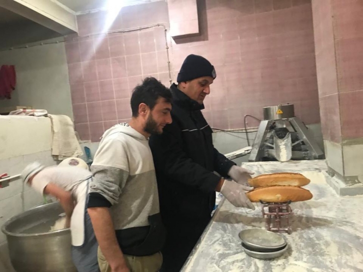 Zabıta Ekiplerinden Ekmek Gramaj Kontrolü