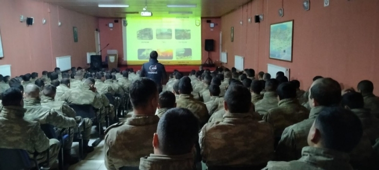 Askerlere Afet Eğitimi