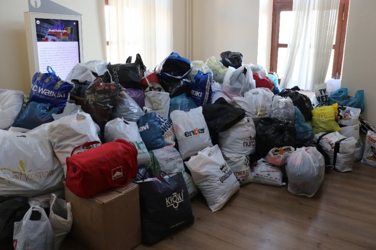 Edirneliler Depremzedeler İçin Tek Yürek Oldu