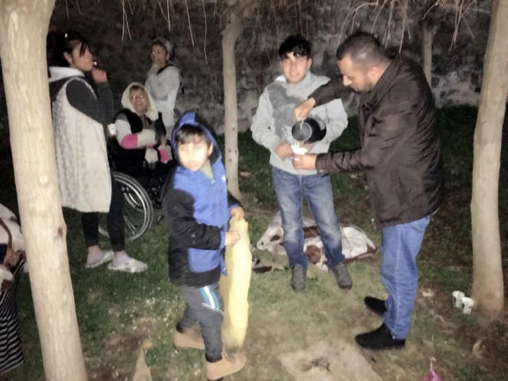 Diyarbakır Büyükşehir Belediyesi Ekipleri, Deprem Bölgesinde