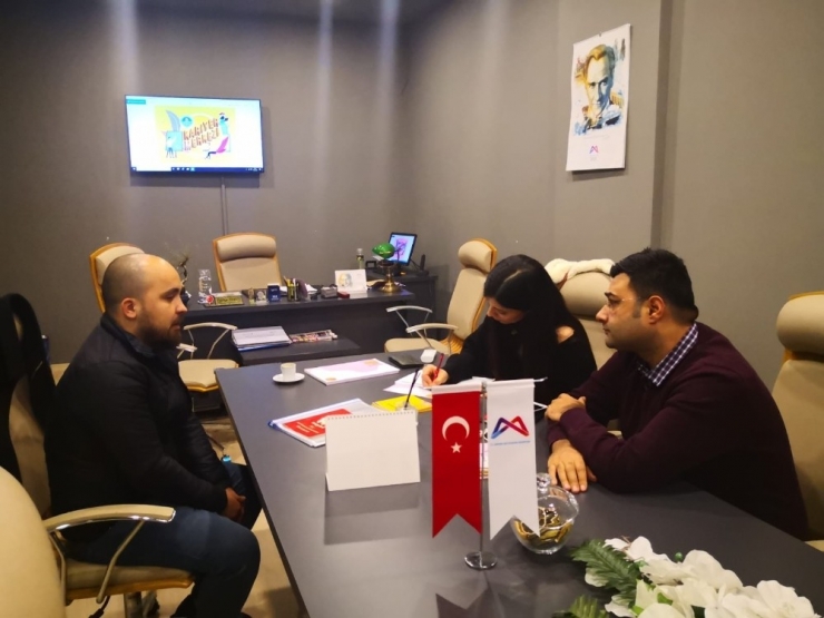 Kariyer Merkezi, ‘Mülakat Simülasyonları’na Devam Ediyor