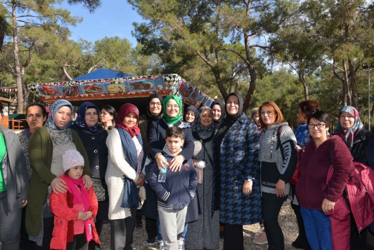 Gönül Elçileri Projesiyle Minik Kalplere Dokunmaya Devam Ediliyor