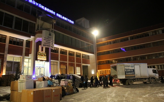 Erzurum’dan Deprem Bölgesine Sevgi Seli