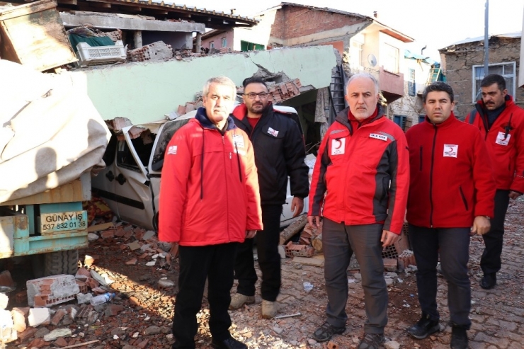 Kızılay Başkanı Deprem Bölgesinde