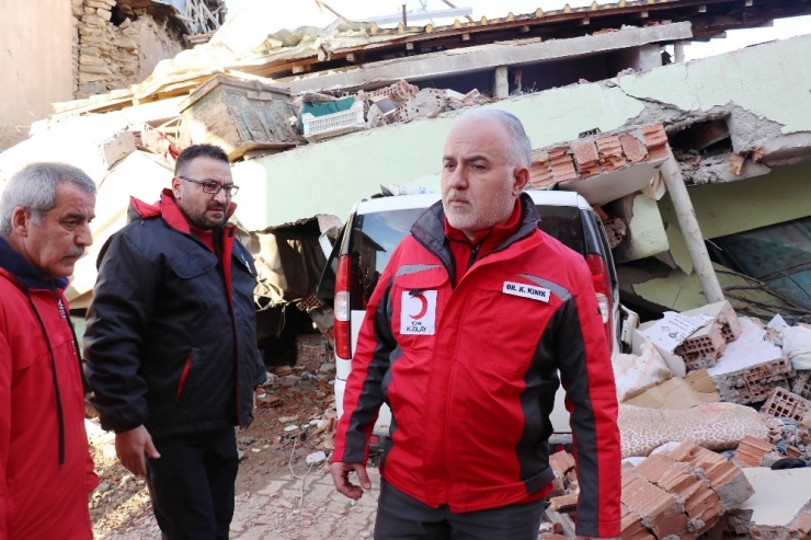 Kızılay Başkanı Deprem Bölgesinde