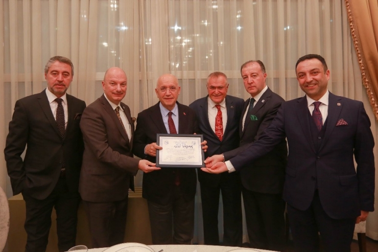 İş İnsanları Yenimahalle’de