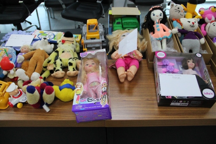 Amasya’dan Deprem Bölgesine “Bir Oyuncak Bir Mektup”