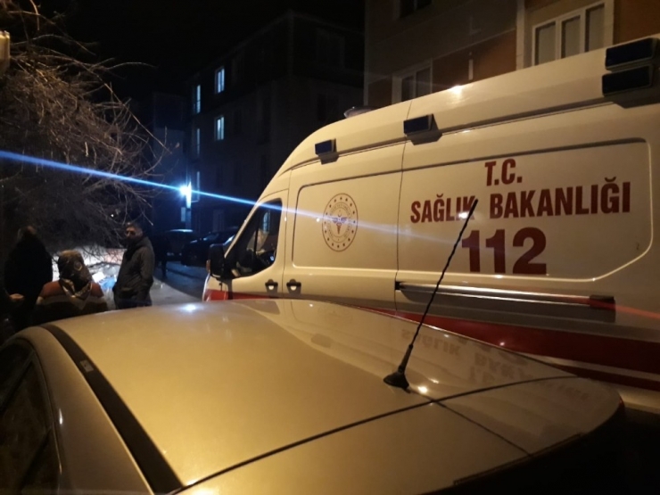 80 Yaşındaki Adam Evinde Ölü Bulundu