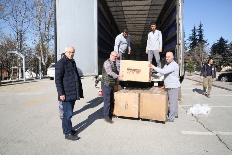 Ato’nun Deprem Bölgesine Yardım Tırları Yola Çıkmaya Başladı