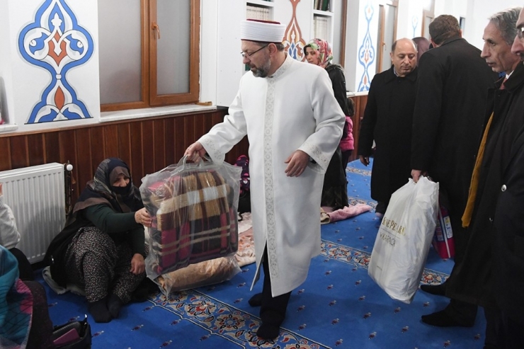 Diyanet İşleri Başkanı Erbaş: "Camilerimizde Ne Kadar İsterseniz Kalabilirsiniz”