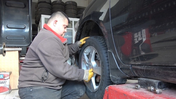 Kırıkkale’nin Tek Down Sendromlu Oto Lastik Ustası