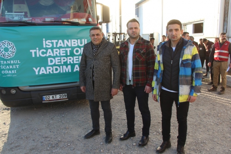 Oda Ve Borsalardan Gönderilen 40 Tır Yardım Malzemesi Deprem Bölgesinde