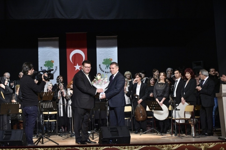 Eskimeyen Şarkılarla Geçmişe Yolculuk Yaptılar