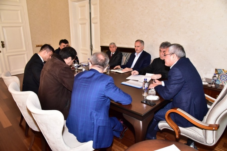 Manisa’da Depremzedelerin Yaraları Sarılacak