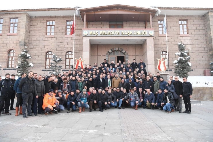 Muş Belediyesinde Toplu Sözleşme Sevinci