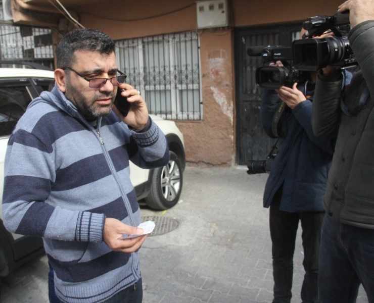 40 Günlük Bebeğini Kaynının Kapısına Bırakıp Kaçtı