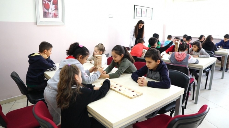 Şahinbey Belediyesinden Akıl Ve Zeka Oyunları Kursu