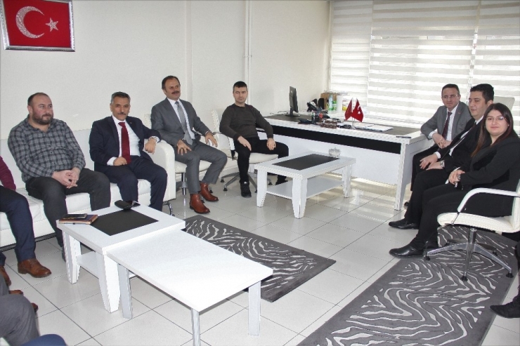 Vali Kaymak: “Vatandaşlarımız Kullanılmış Eşyaları Depremzedelere Göndermesinler”