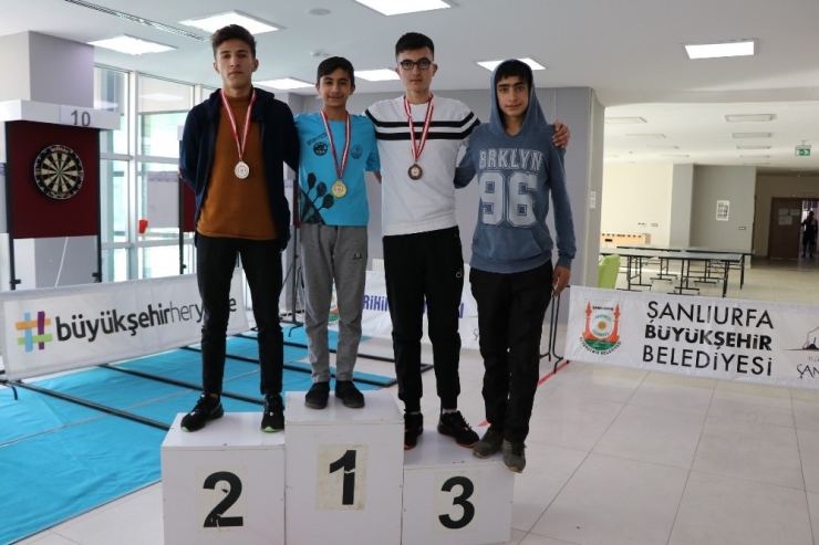 Şanlıurfalı Gençler Dart Turnuvasında Buluştu