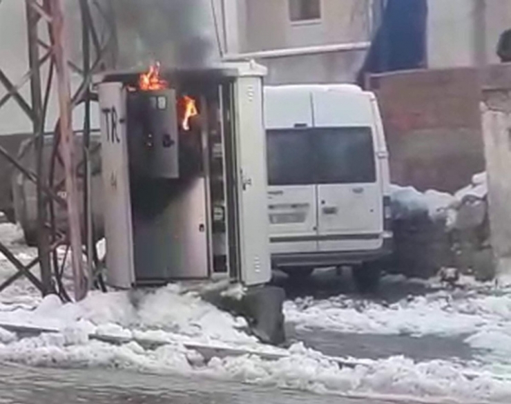 Siirt’te Trafo Yangını Paniğe Neden Oldu