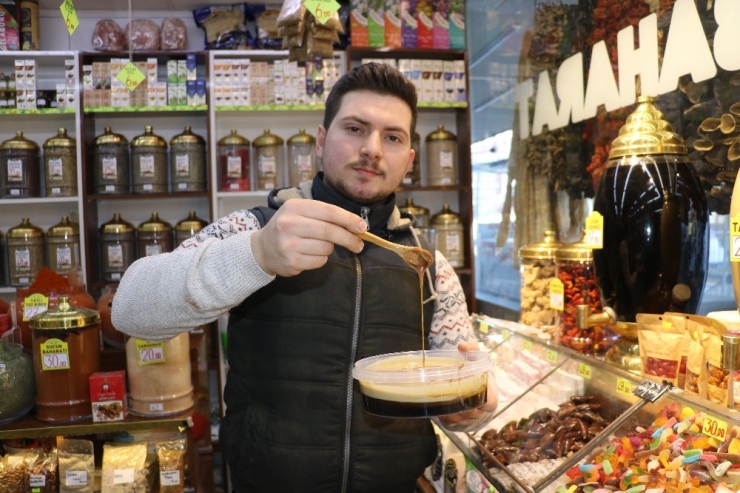 Sivas’ın Ayazına Pekmezli Çözüm