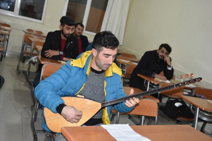 Siverek’te Zazaca Kursu Açıldı