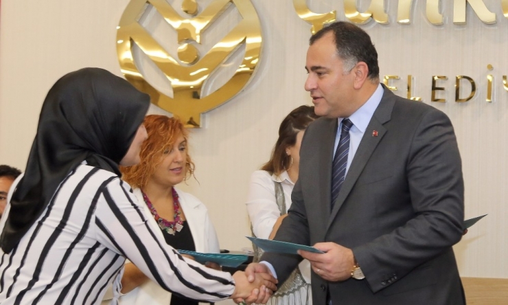 Çankaya Belediyesi İhtiyaç Sahiplerinin De Yanında