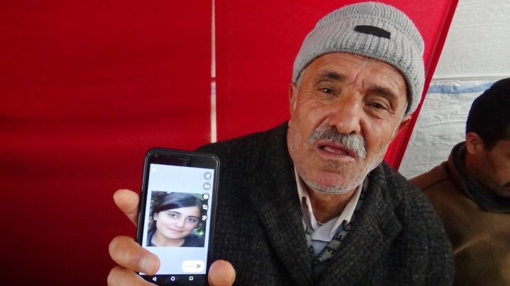 Hdp Önündeki Ailelerin Evlat Nöbeti 148’inci Gününde