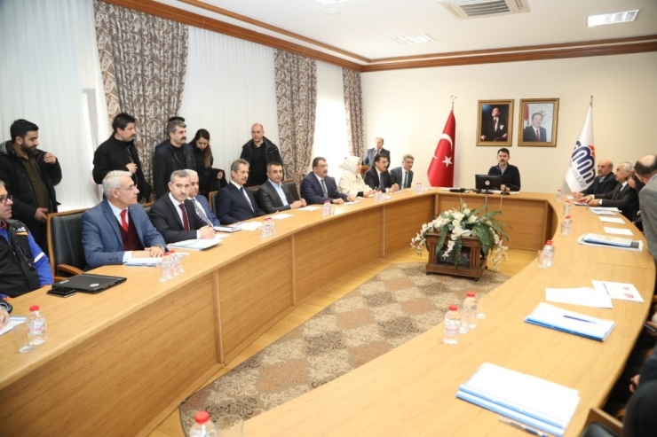 Bakan Kurum Malatya’da İncelemelerde Bulundu