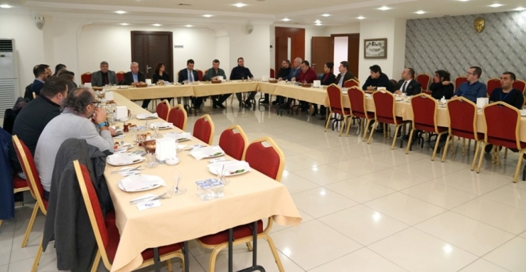 Başkan Sarıkurt: “Çorlu’nun Estetik Bir Görünüm Kazanması İçin Çalışıyoruz”